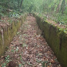 Limpieza de canales de agua